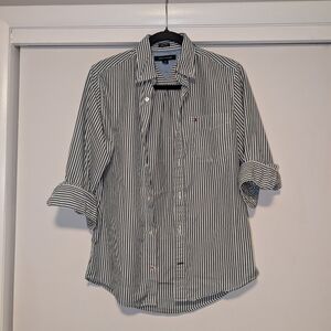 4/$16 ❇️ Tommy Hilfiger Green And White Striped Button Down Shirt